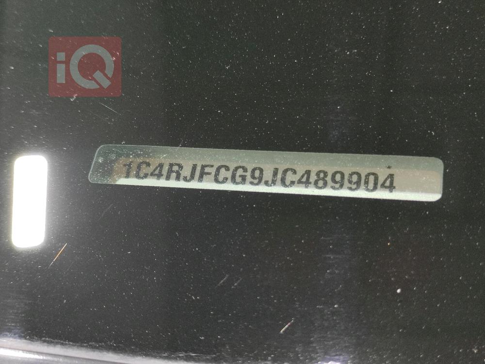 جیپ گراند شیرۆکی
